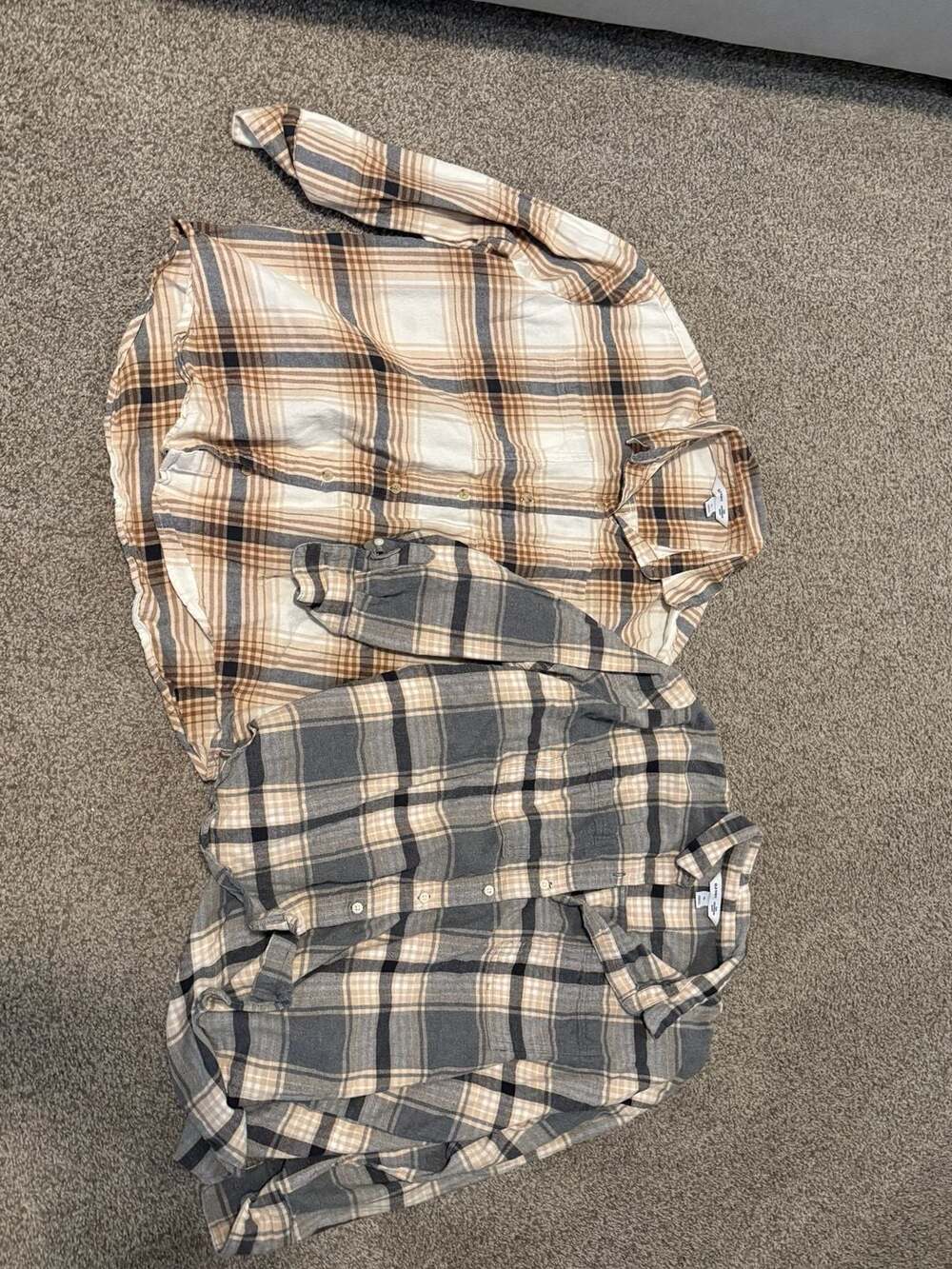 Bundle Women’s Old Navy Plaid Flannel Button-Down Boyfriend Shirt - XL